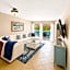 Beach Palms- Unit 102