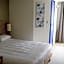 The Originals City, Hotel Le Gayant, Douai (Inter-Hotel)
