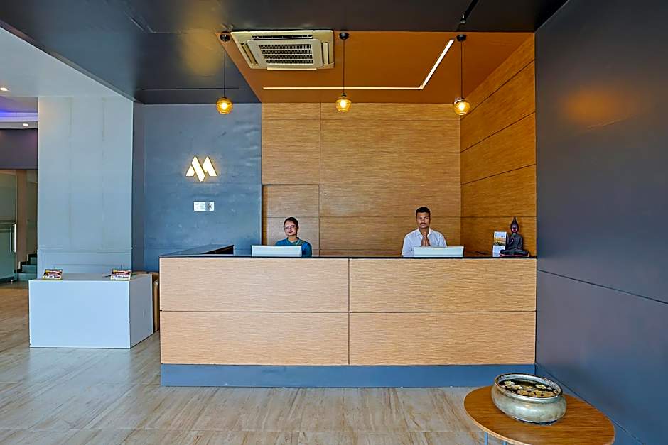 Max Hotels Prayagraj