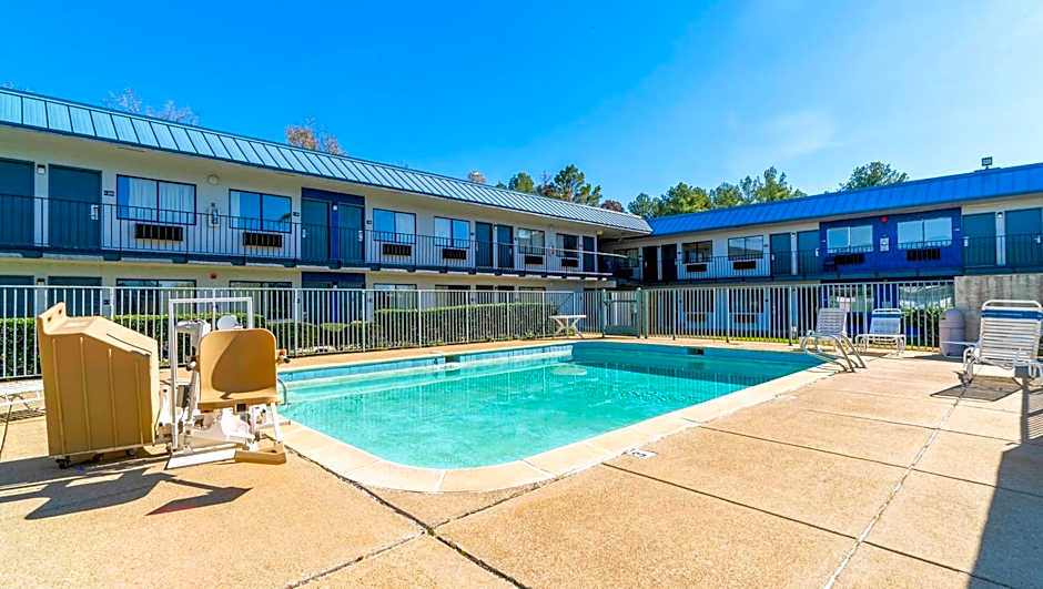 Xpress Inn & Extended Stays