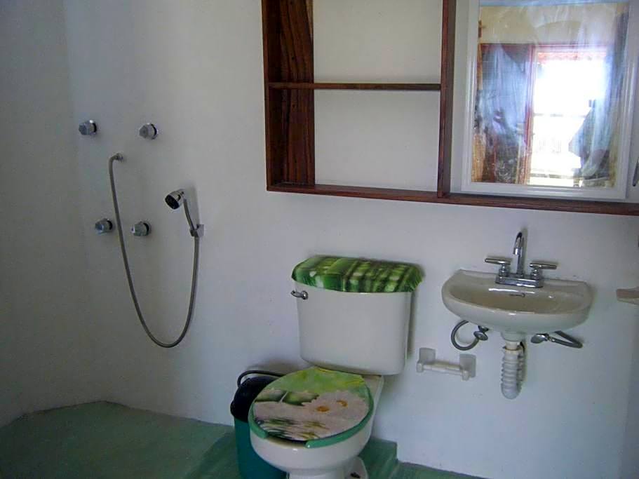 Casa Colibrí Agua Blanca