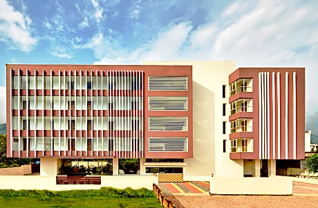 Zone Connect by the Park Katra