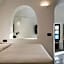 Sun Rocks Boutique Hotel - Caldera View Suites & Sunset Dining Experience