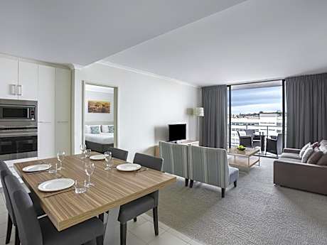 Superior 2 Bedroom Apartment