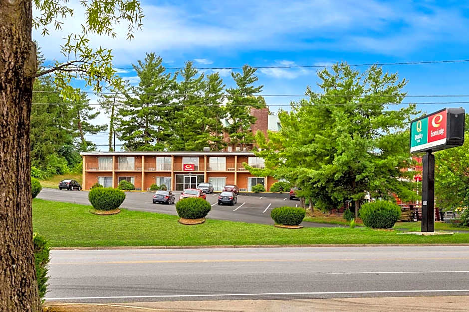 Econo Lodge Waynesboro - Skyline Drive