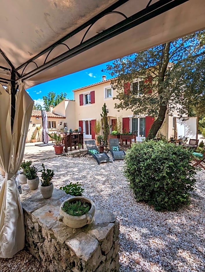 Les Jardins d'Holi proche Uzès