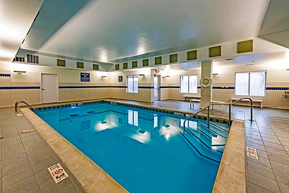 Radisson Hotel Fairview Heights - St Louis