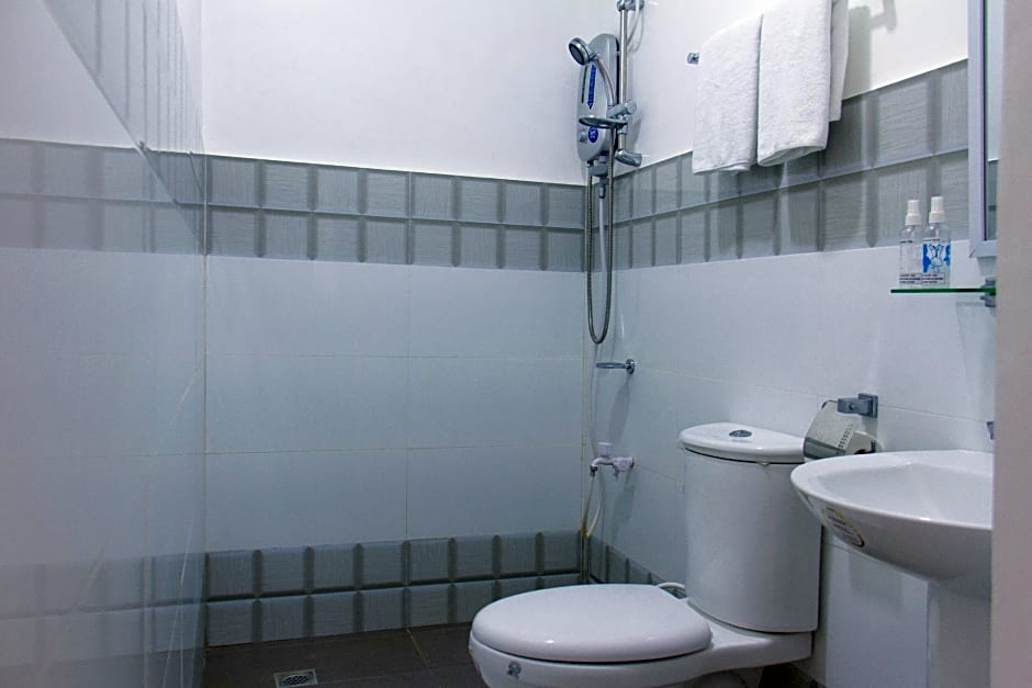 Bohol Emerelle's Tourist Inn