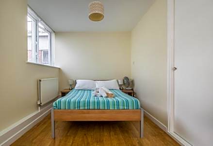 LSE Carr-Saunders Hall