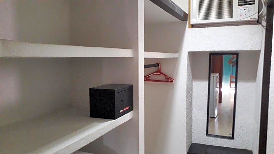 Solimar Inn Suites