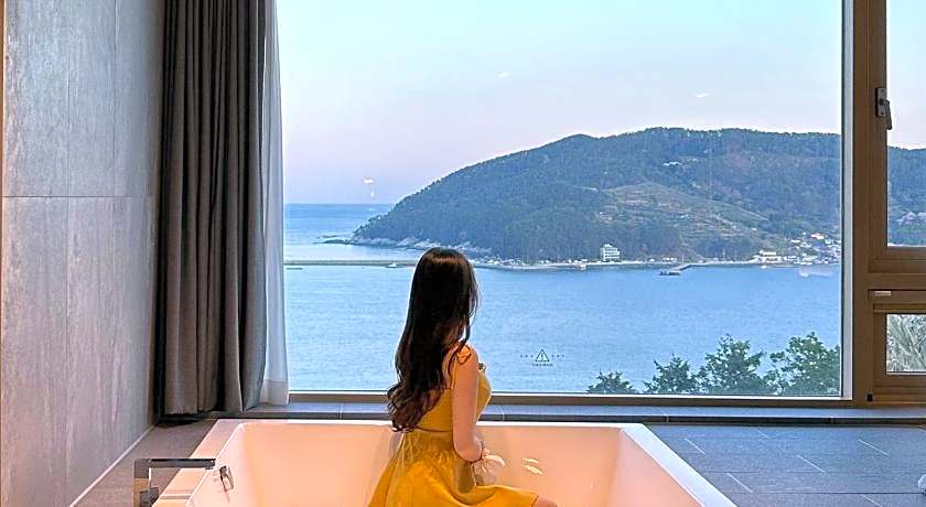 HOTEL SANGSANG & Private Sang Sang Pool Villa