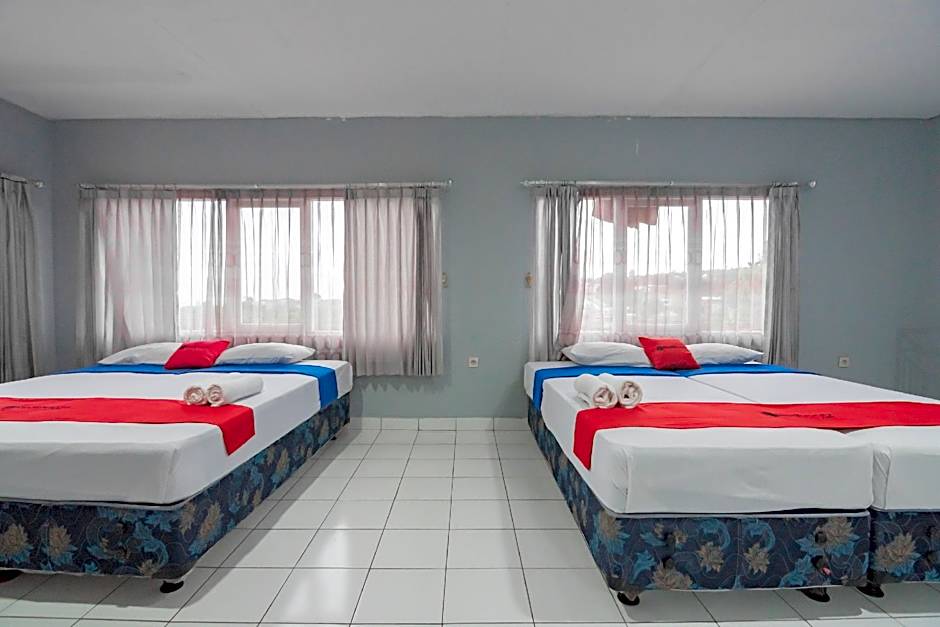 RedDoorz near Farm House 4