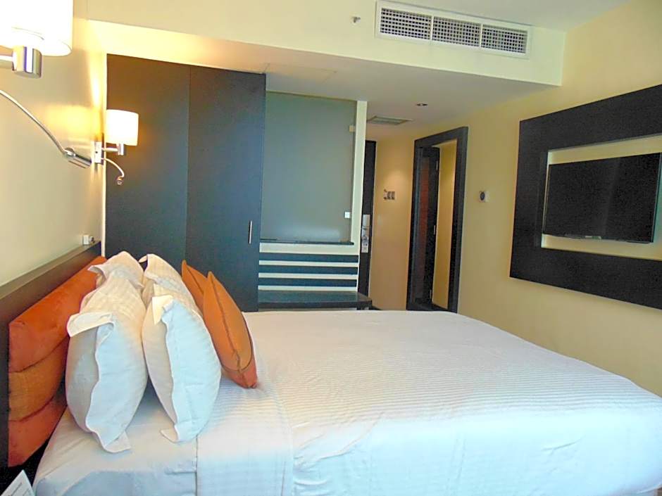 Best Western Plus Meridian Hotel