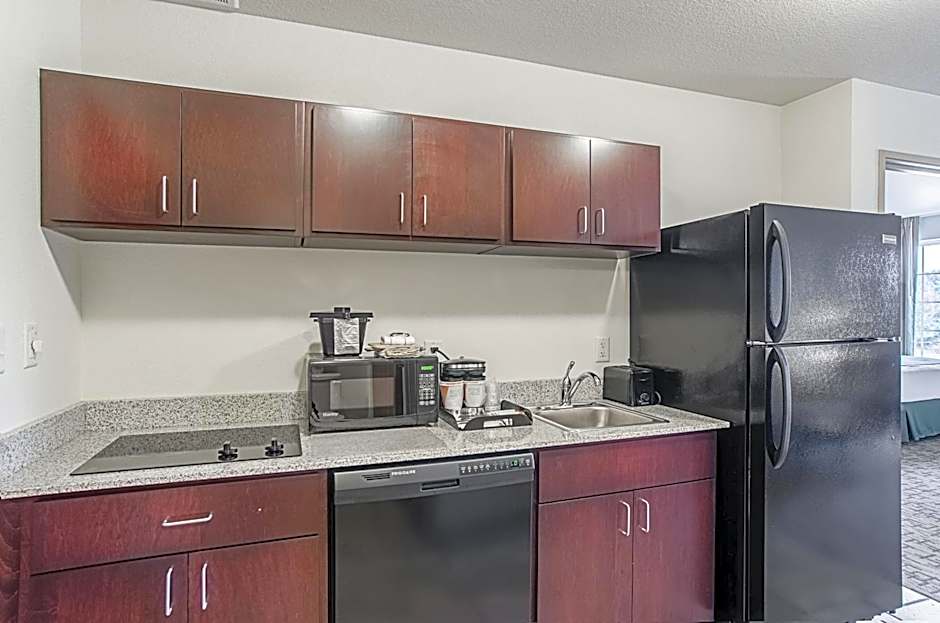 Cobblestone Inn & Suites - Guernsey