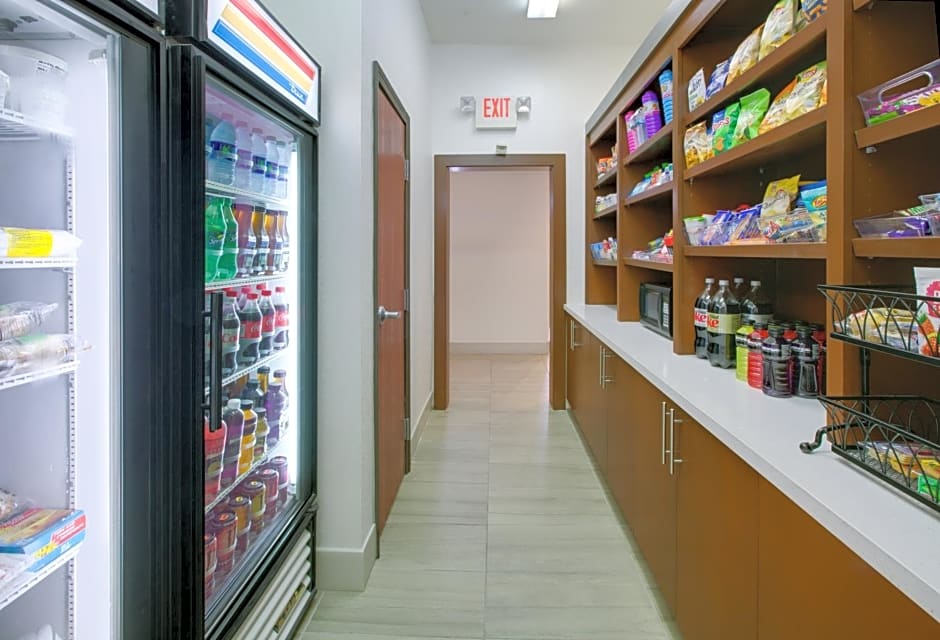 Holiday Inn Express Hotel & Suites Denton By IHG