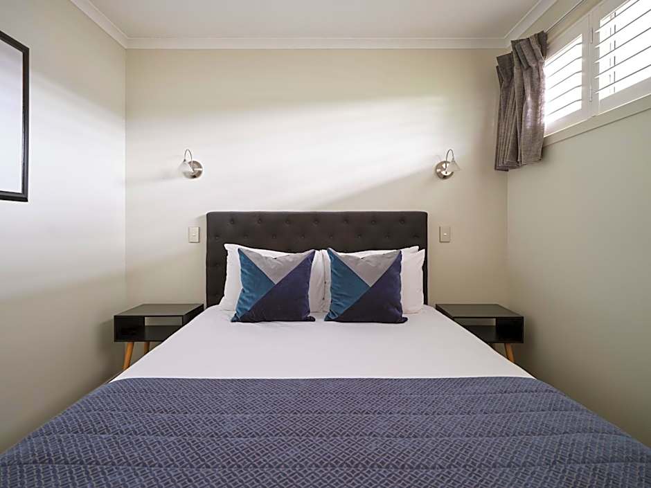 Suncourt Hotel & Conference Centre