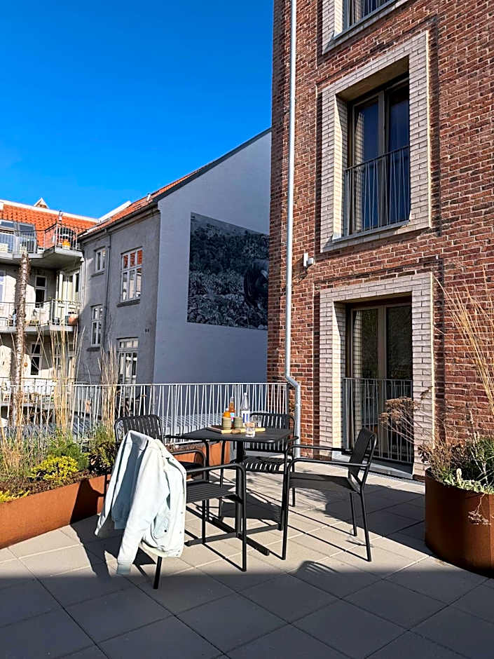 Aura Apartment Hotel