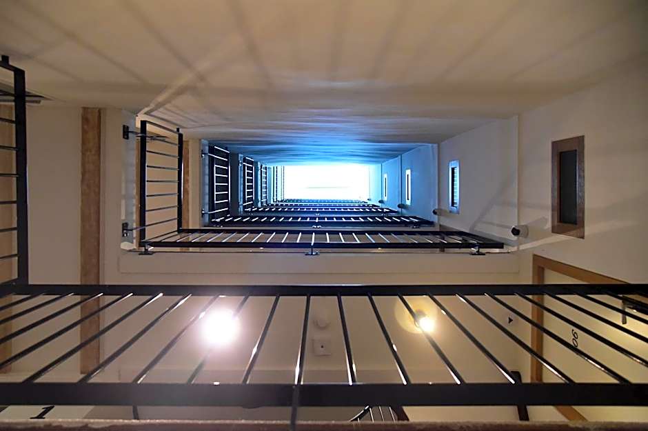 Hôtel Rousseau Plus