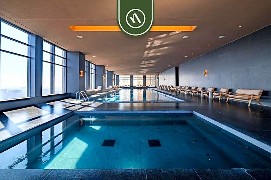 Luxury 2 BR Condo in Reforma - Skyline View - Pool
