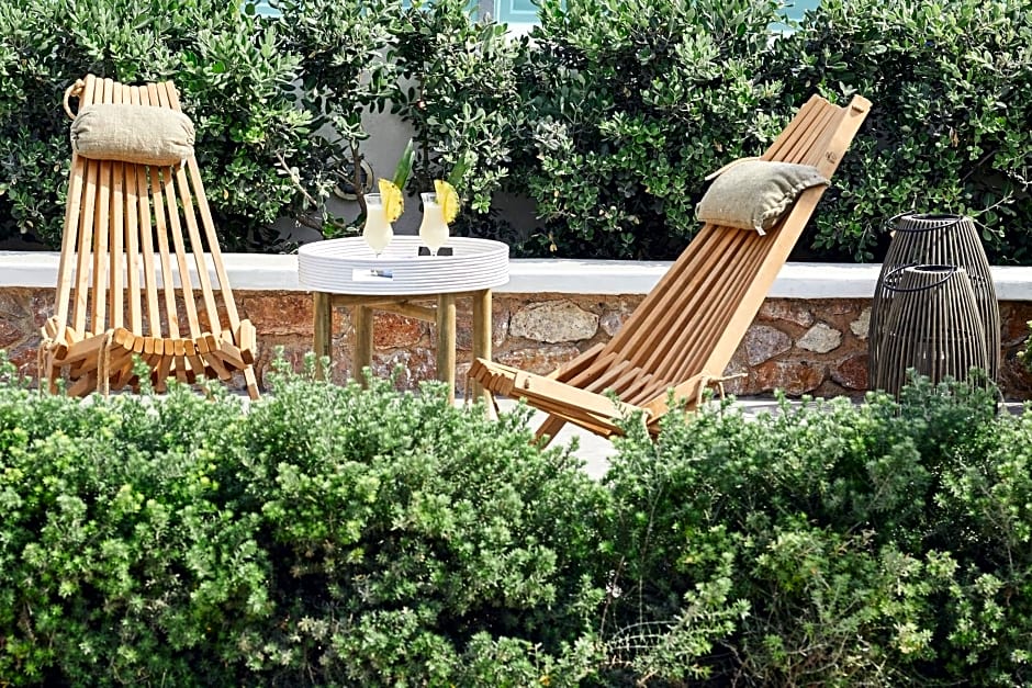 Almyriki Beach Villa