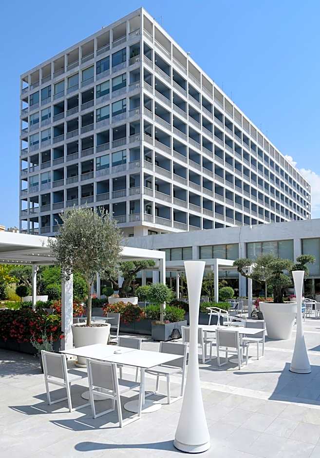 Makedonia Palace