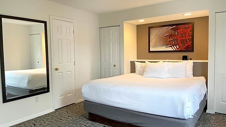 Club Wyndham Branson at The Falls