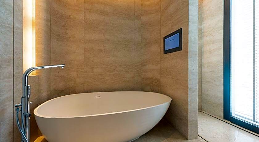 Waldorf Astoria By Hilton Bangkok