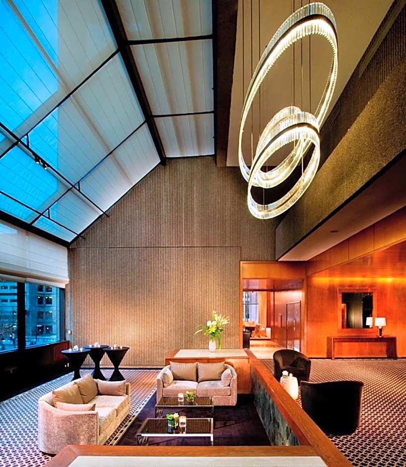 Omni Mont-Royal Hotel