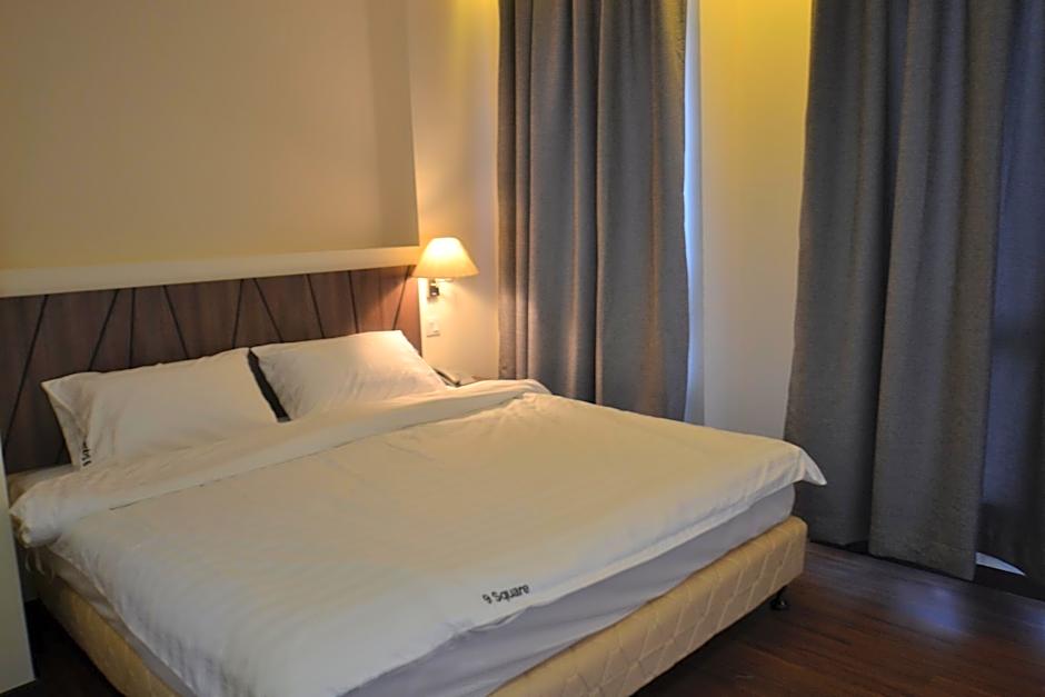 9 Square Hotel - Kota Damansara