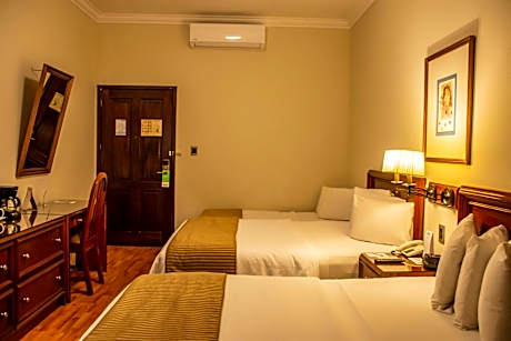 Room with Two Double and One Single Bed - Non-Smoking