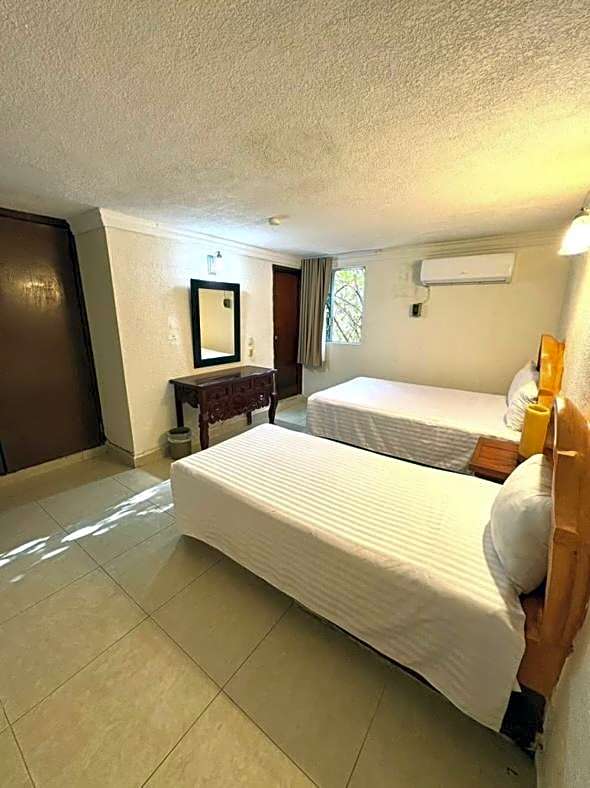 Suites Cancun Center