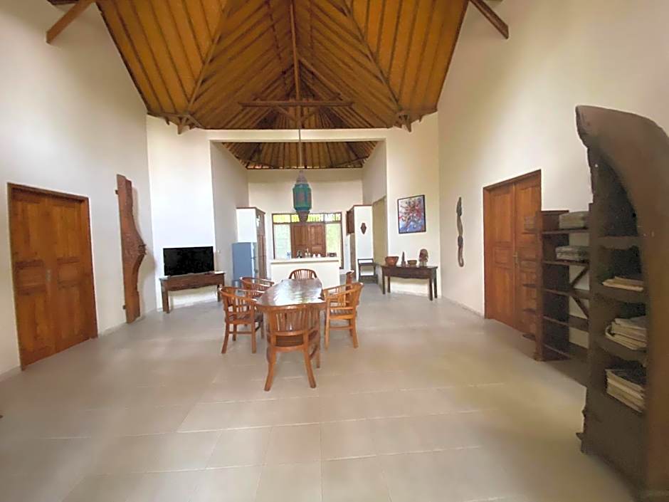 New Starlight Hotel Lovina