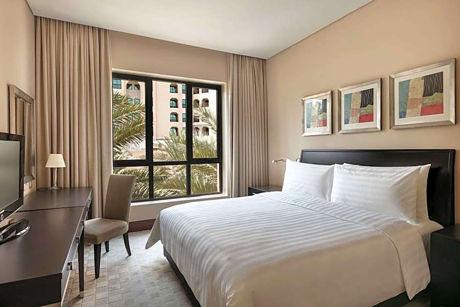 Shangri-La Qaryat Al Beri, Abu Dhabi