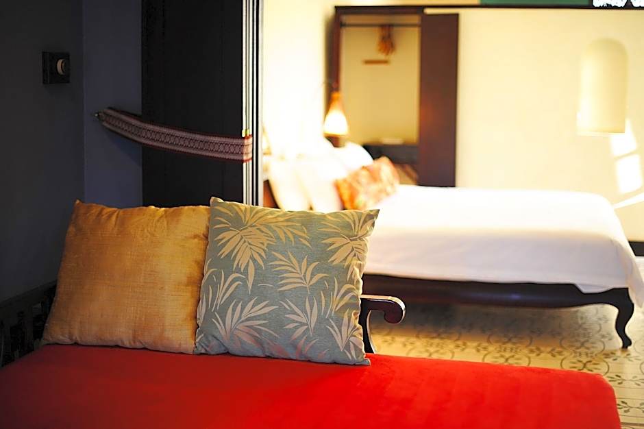 Lotus Villa  Hotel