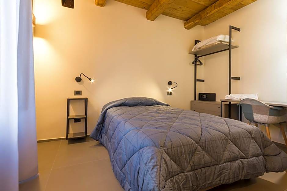 Borgotufi Albergo Diffuso