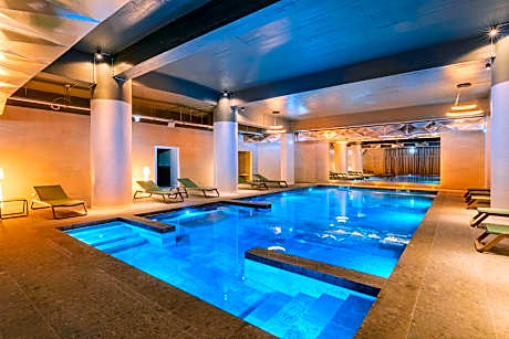 Pestana Delfim Beach & Golf Hotel