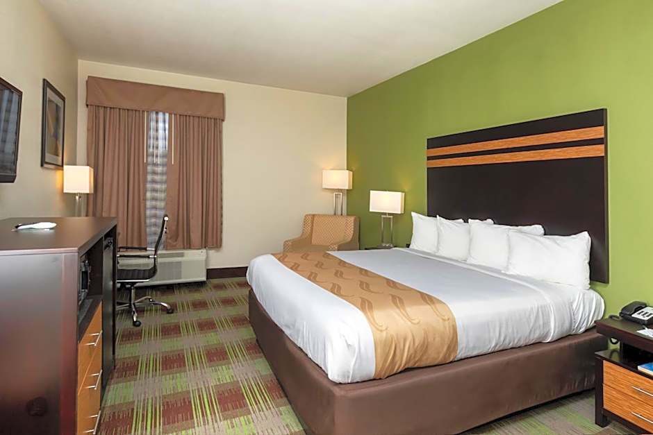 Quality Inn & Suites Mount Vernon