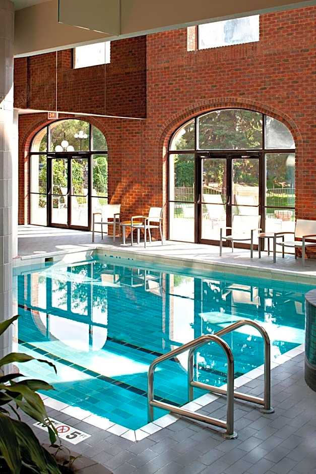 Delta Hotels Bessborough