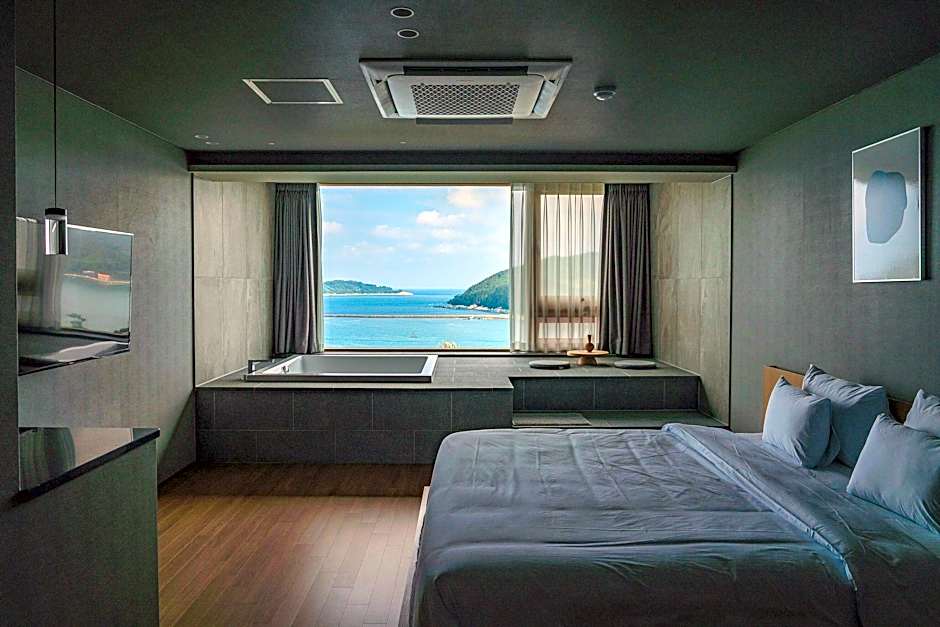 HOTEL SANGSANG & Private Sang Sang Pool Villa