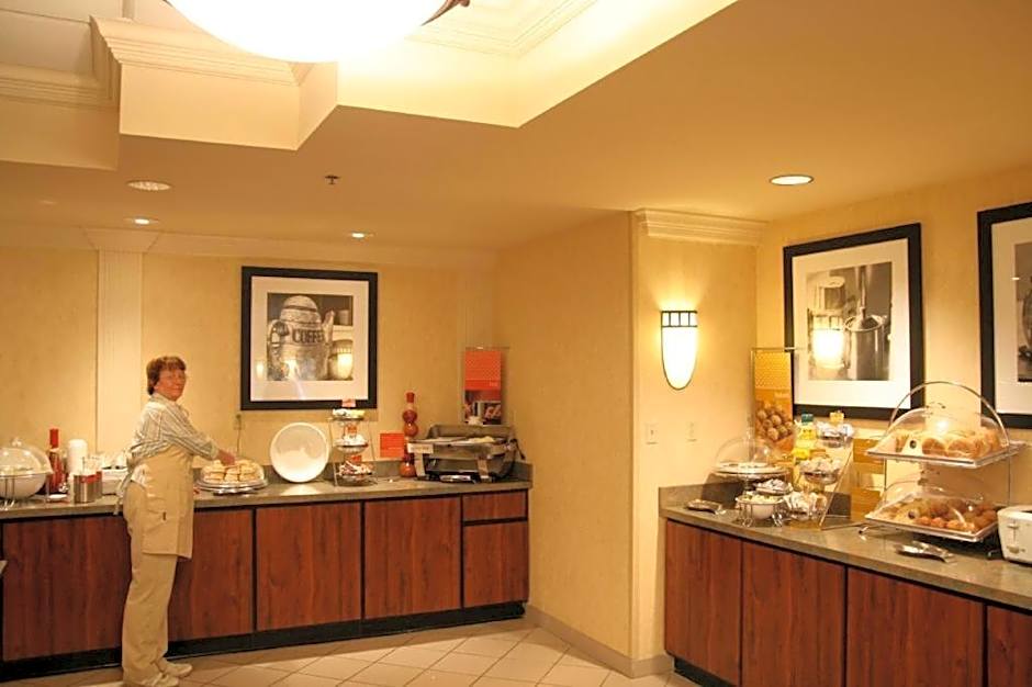 Hampton Inn By Hilton Mt. Vernon