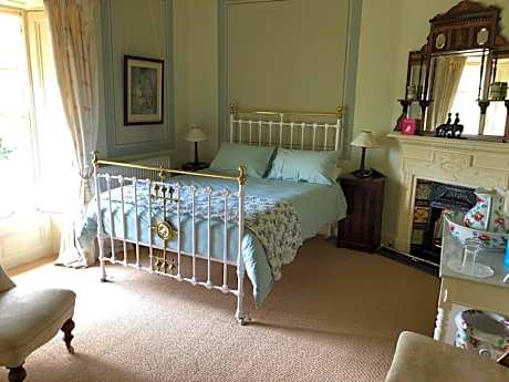 Deluxe Double Room with Bath