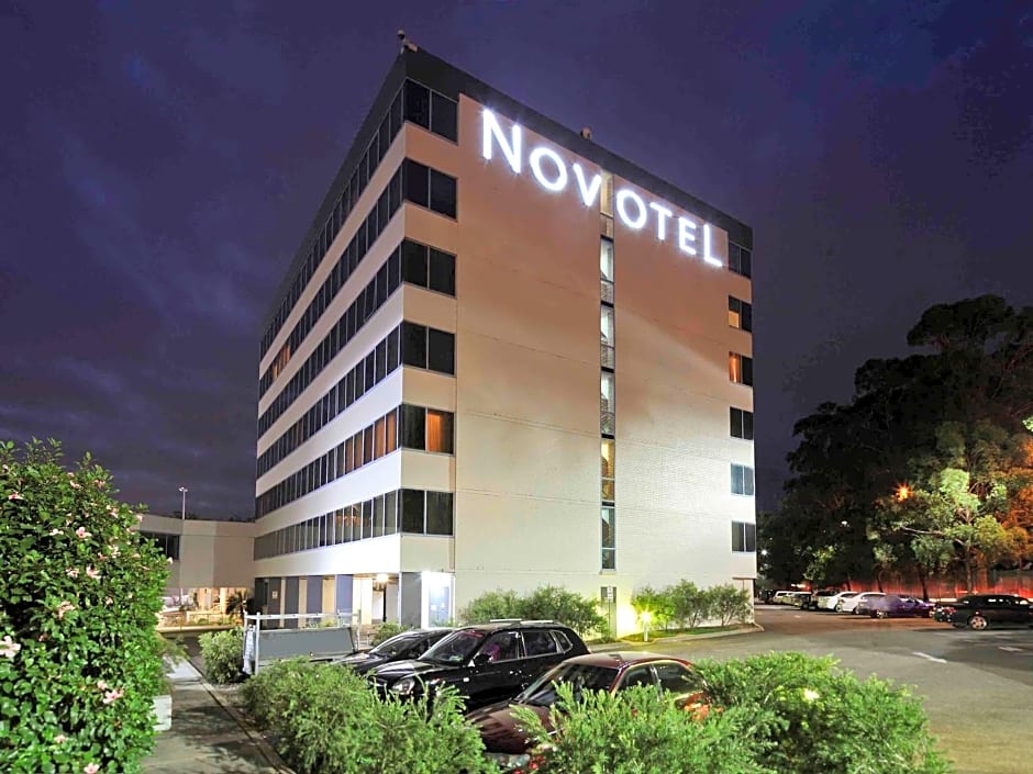 Novotel Sydney West HQ