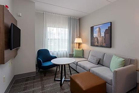 One-Bedroom King Suite