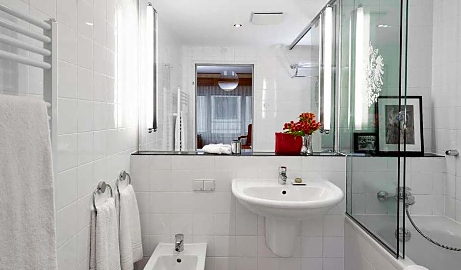 Pension De Lux Augsburg