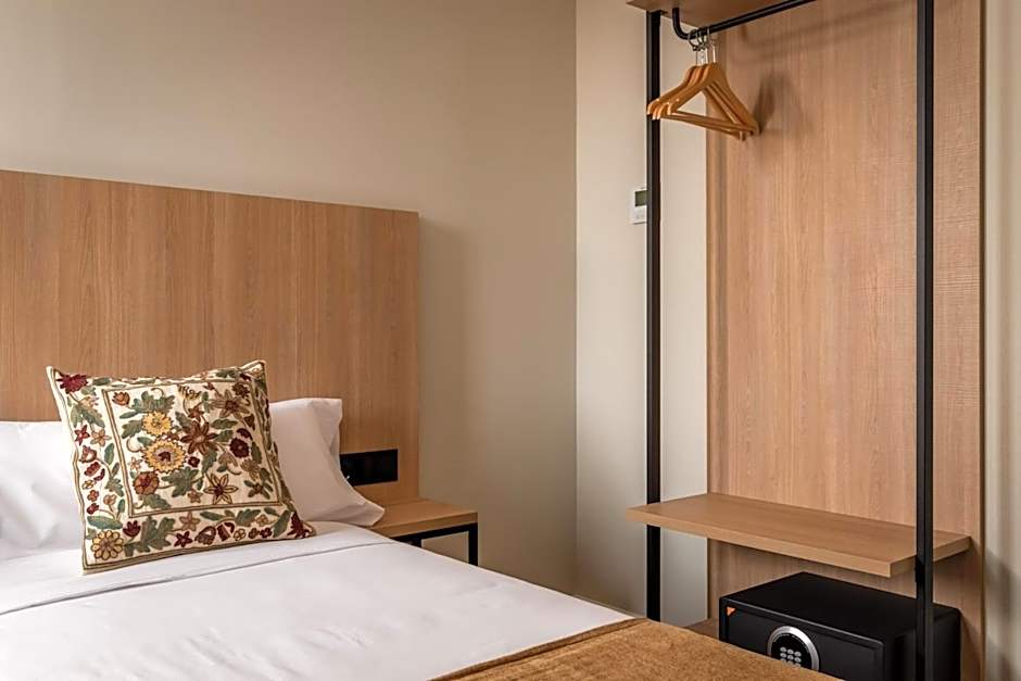 Aerohotel Barcelona Airport 24h