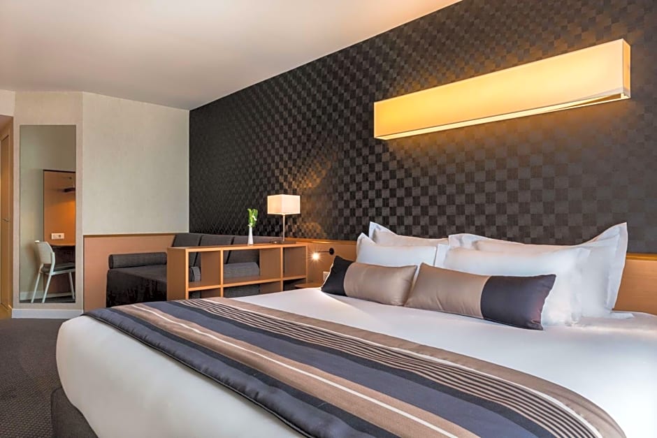 Best Western Plus Paris Val De Bievre