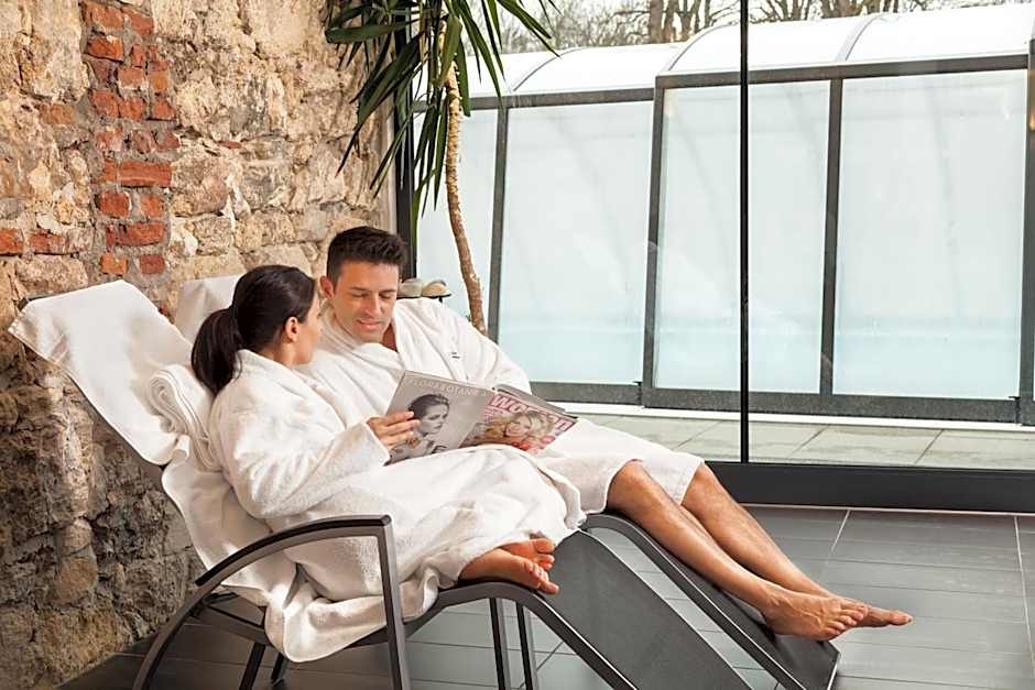 Kaiser von Österreich, Historik- und Thermalhotel