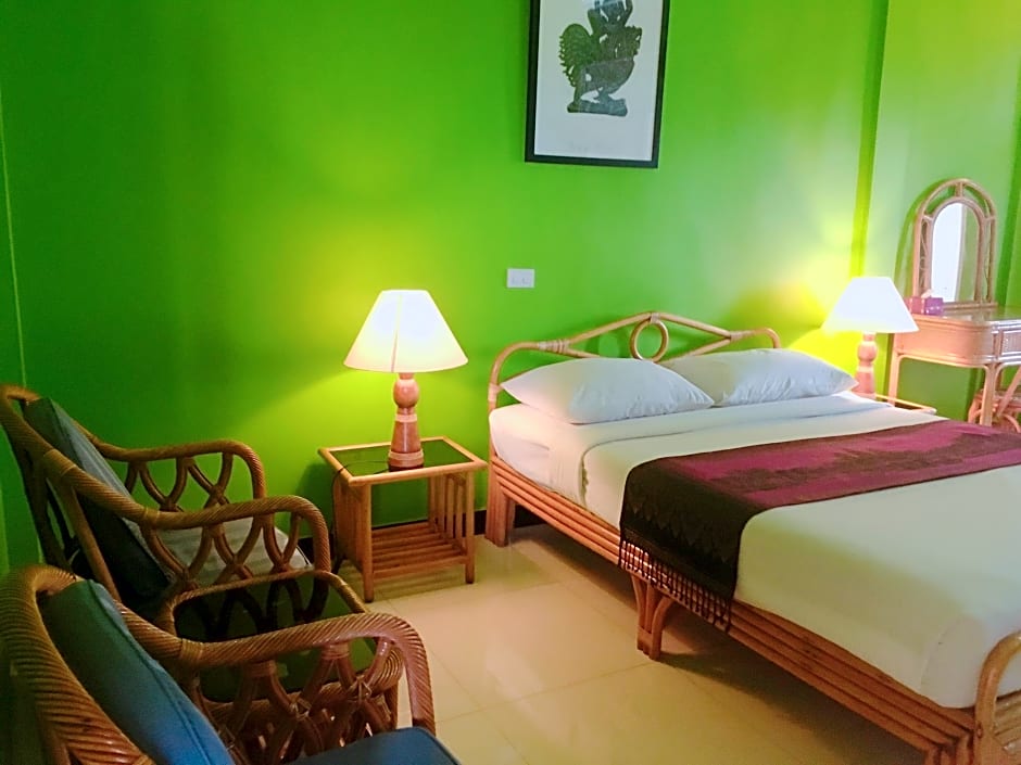 Smile Inn Hotel