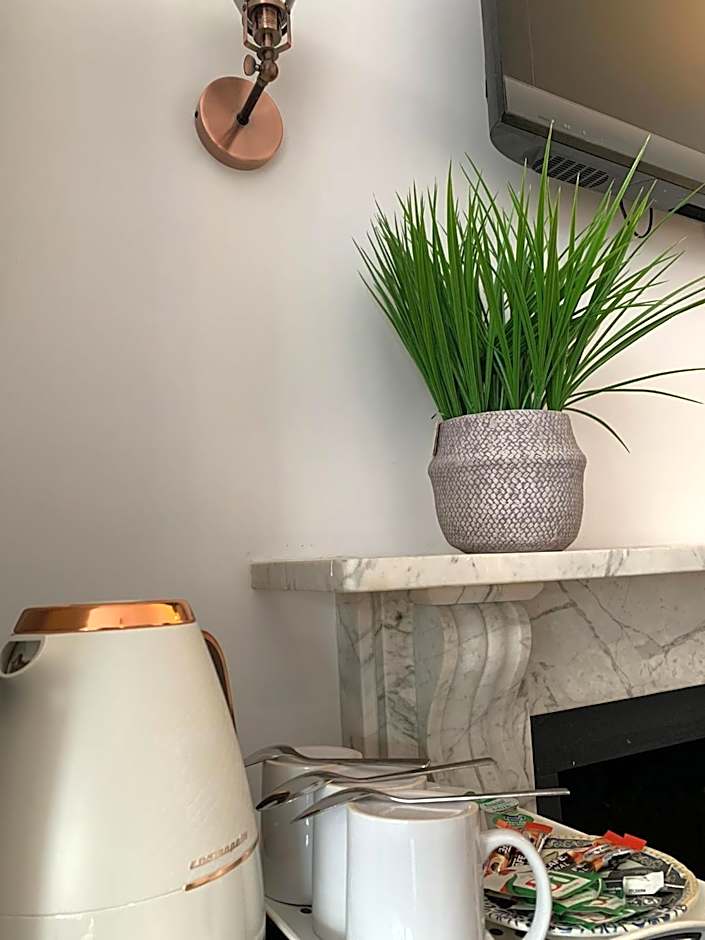 Relax Inn Guest House