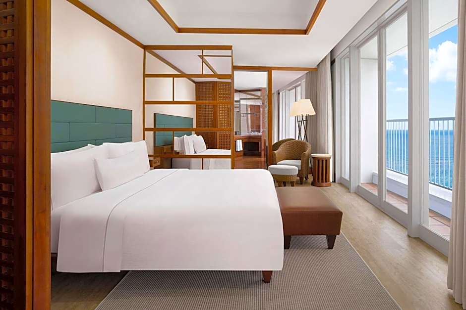 Photo 1 of 12 of Royal Suite, 1 Bedroom Suite, 1 King, Ocean view